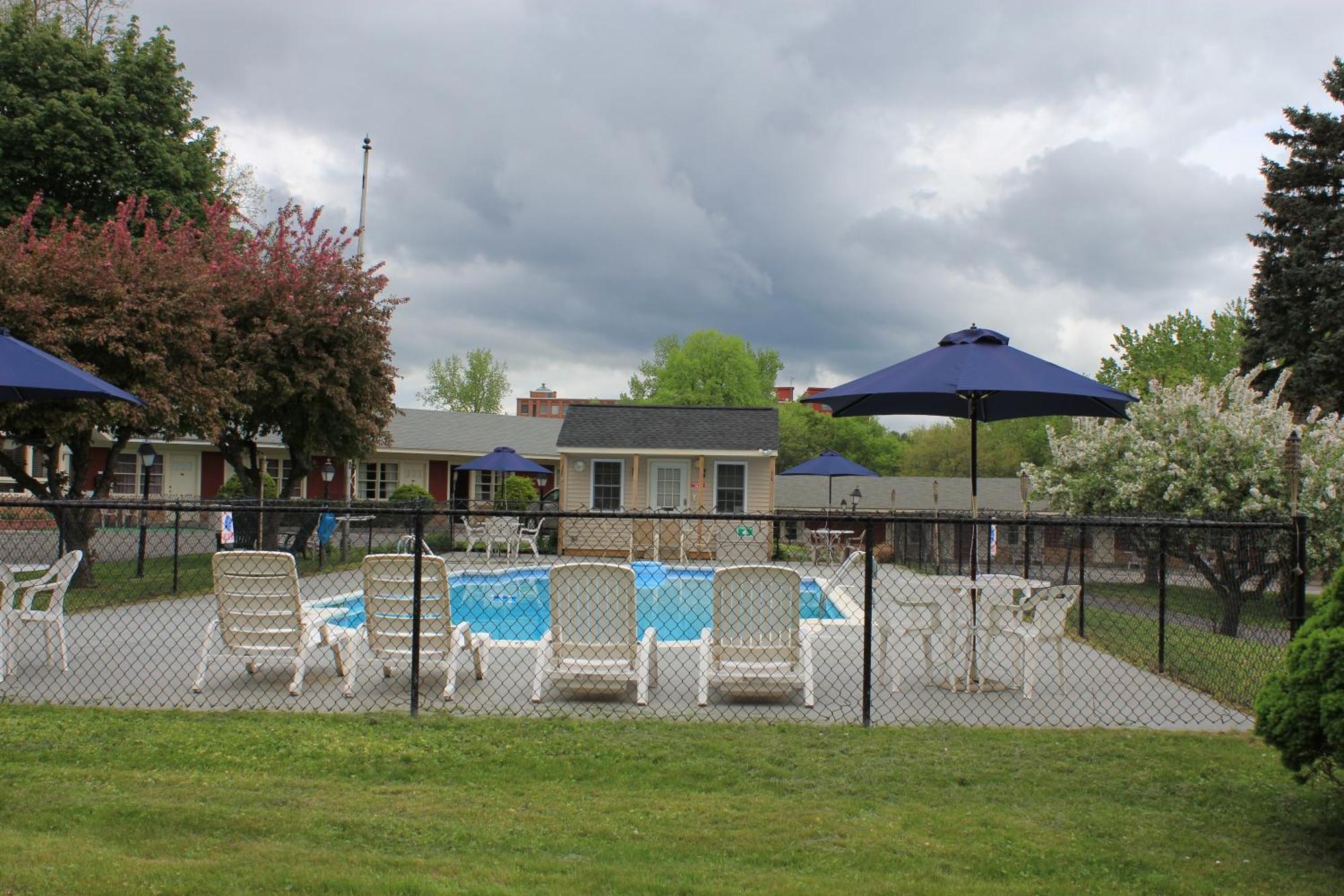 Berkshire Inn Pittsfield Buitenkant foto